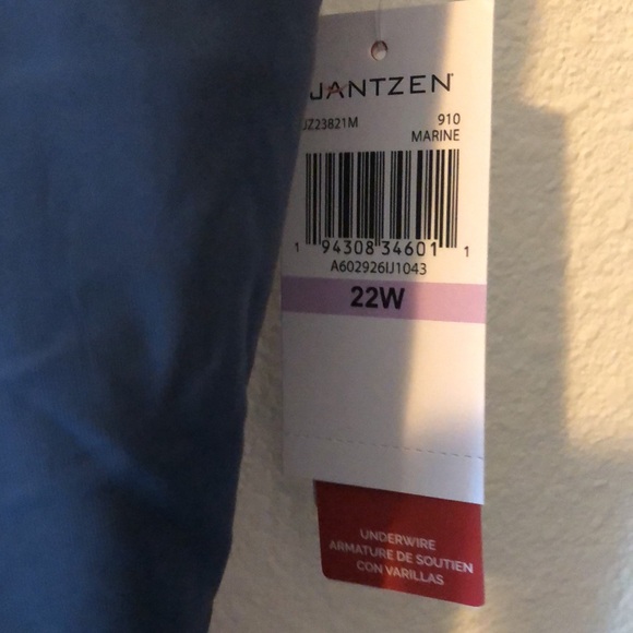 Jantzen one price with underwire size 22W New! - Picture 4 of 13